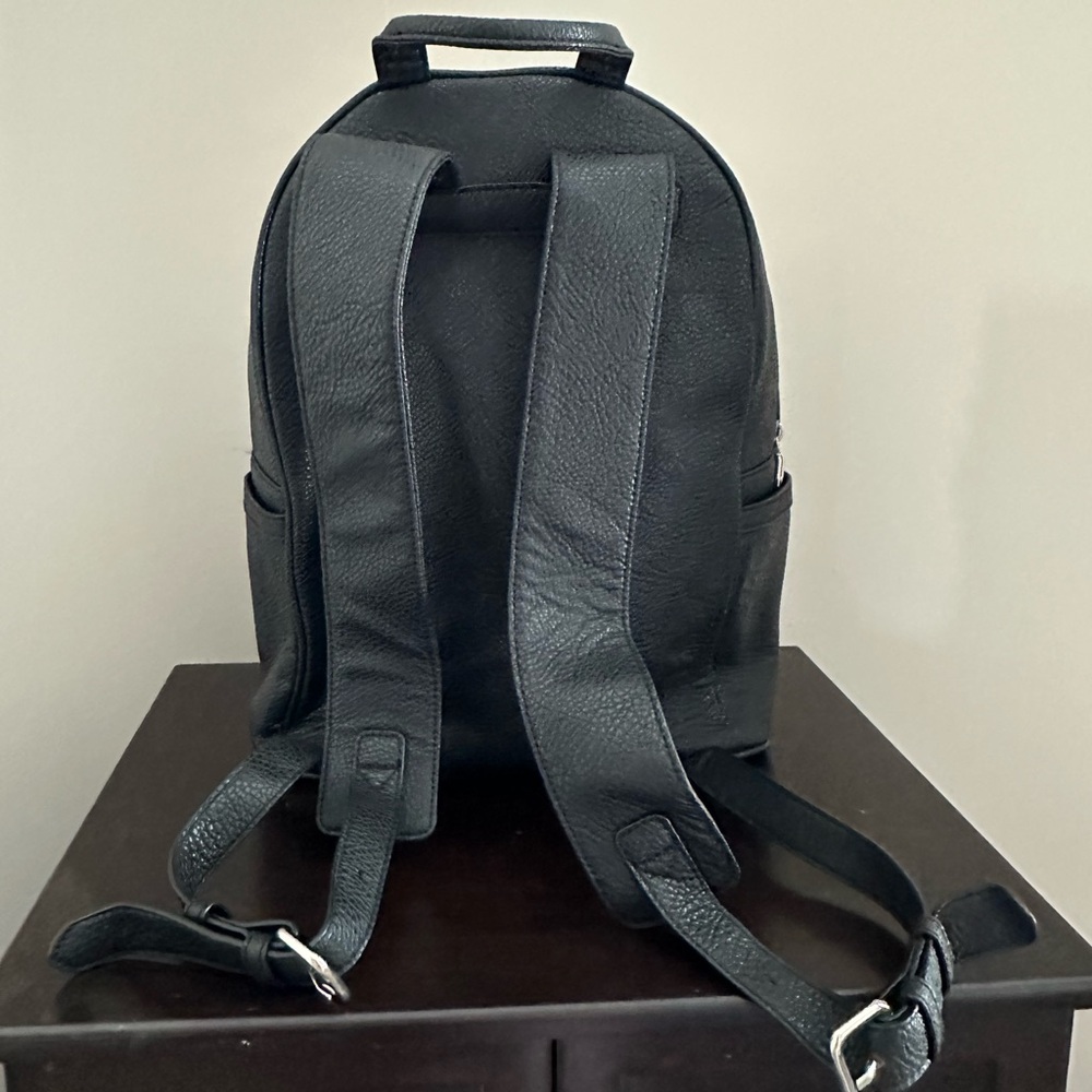 Black Leather Backpack - Picture 3 of 10